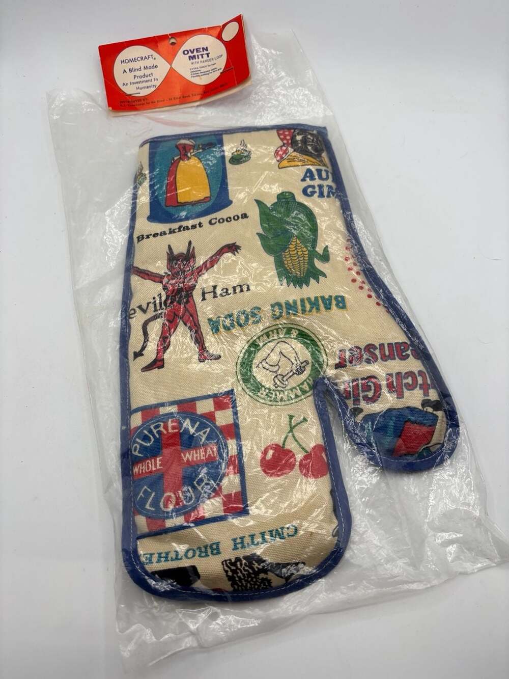 Vintage Homecraft Advertising Oven Mitt with Nostalgic Brand Graphics